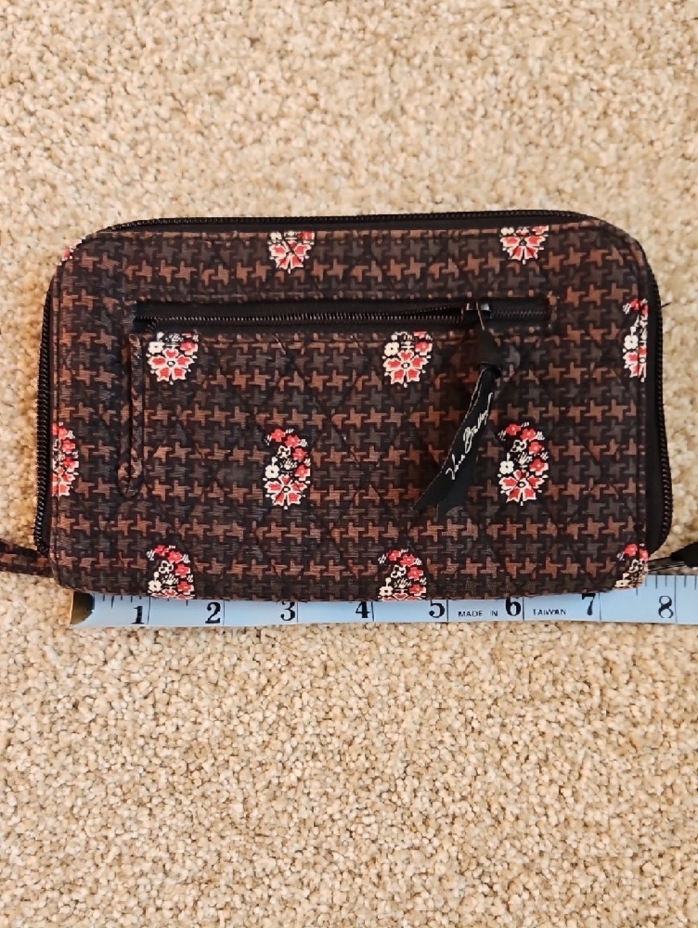 Vera Bradley Size OS Black with Pink Floral Quilted Wristlet Wallet - Picture 10 of 13